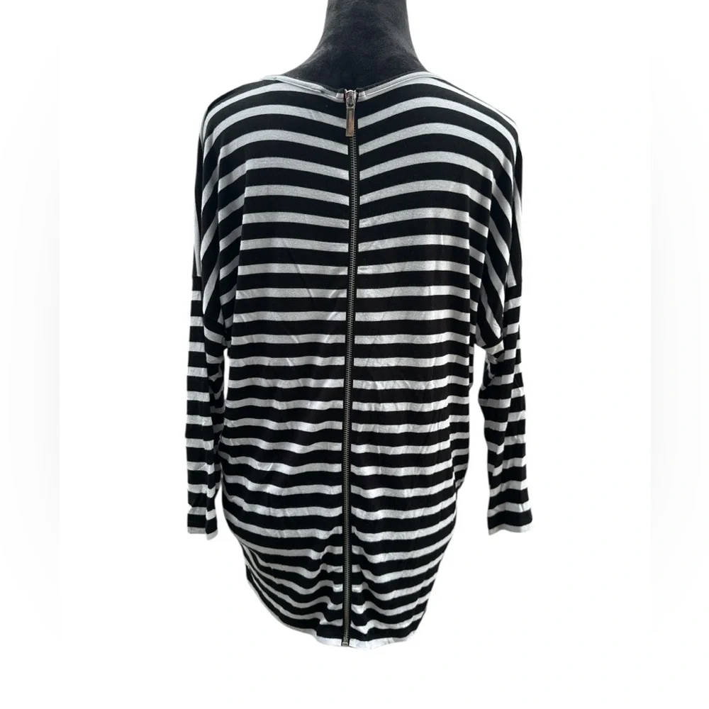 MICHAEL Michael Kors Black and White Striped Top size large - Picture 4 of 12